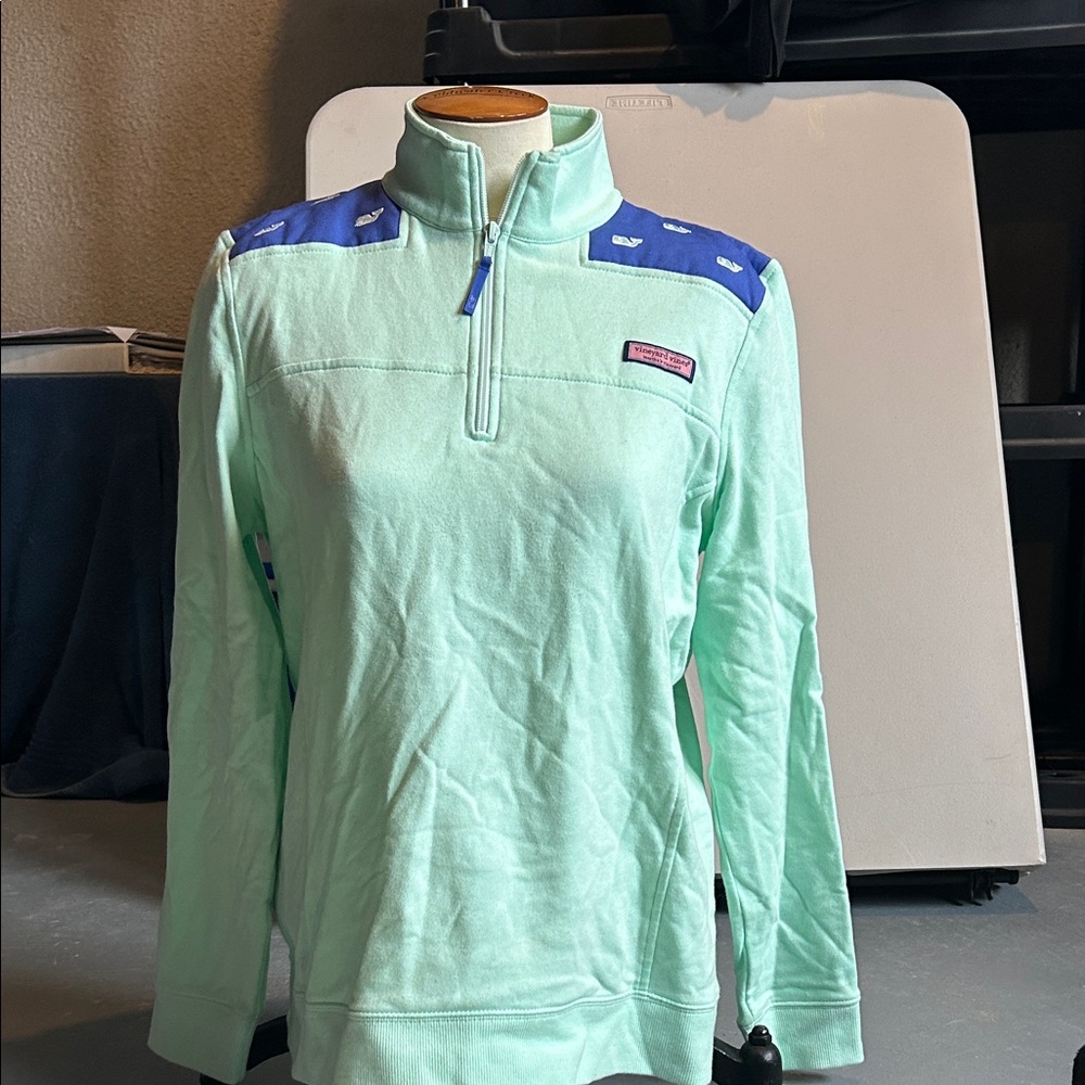 Vineyard Vines Light Green Pullover with Navy Detail